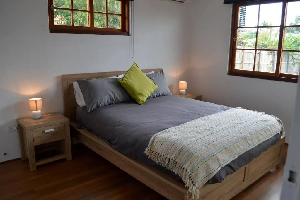 Semesterbostad Mojo'S Salt & Pepper Cottage * 500M To Beach* Pets Palm Cove Australien