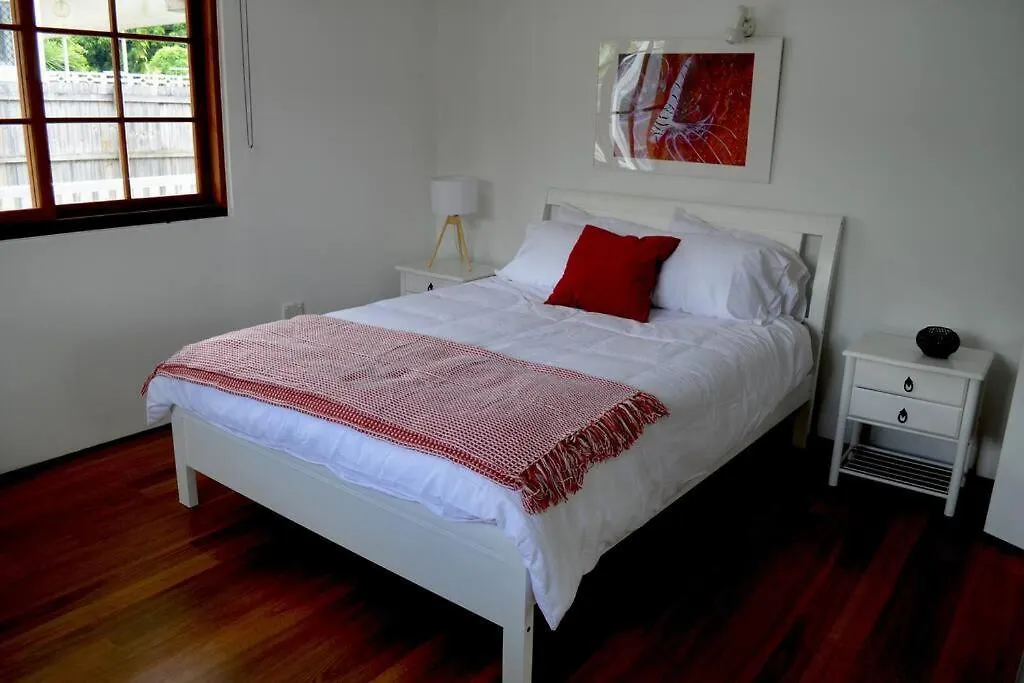 Holiday home Mojo'S Salt & Pepper Cottage * 500M To Beach* Pets Palm Cove Australia